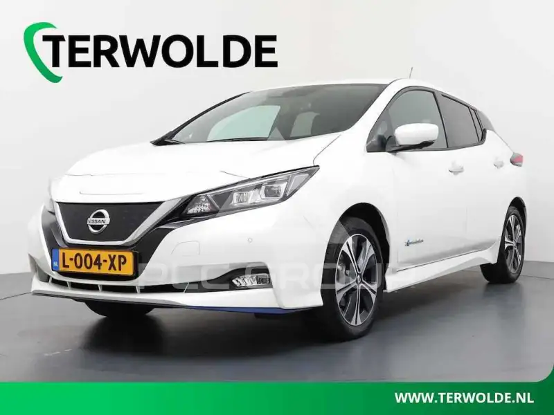 2018 Nissan LEAF