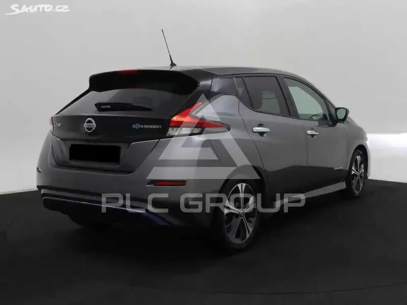 2018 Nissan LEAF