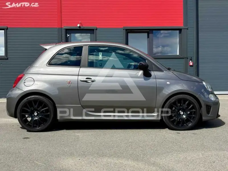 2018 Abarth 595