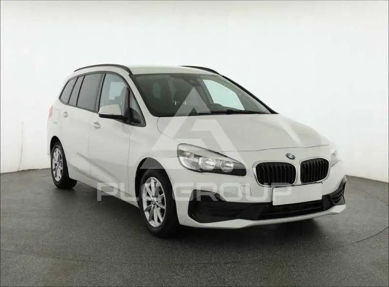 2018 BMW 218