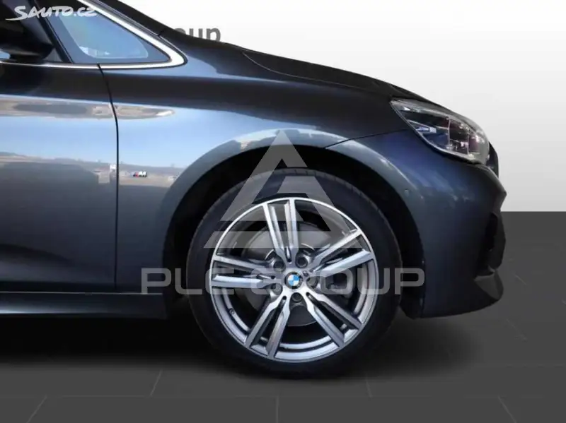 2018 BMW 218