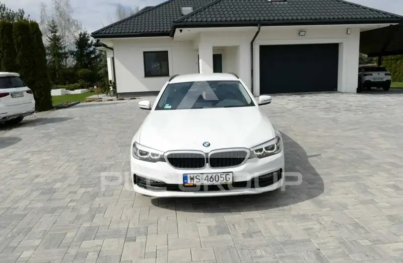 2018 BMW 523