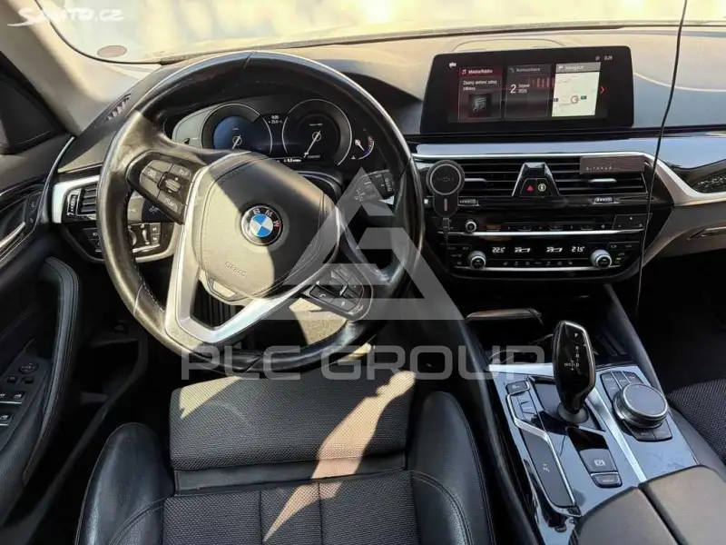 2018 BMW 523