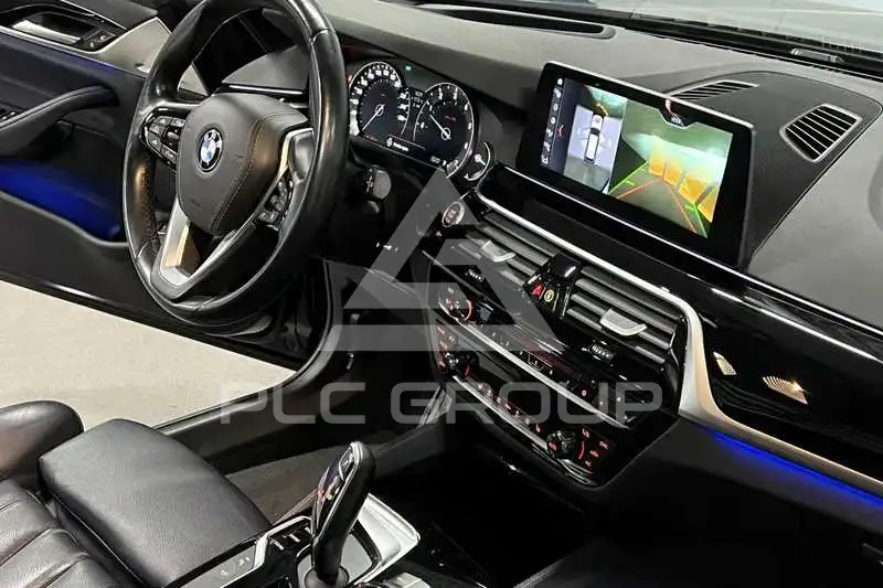 2018 BMW 523