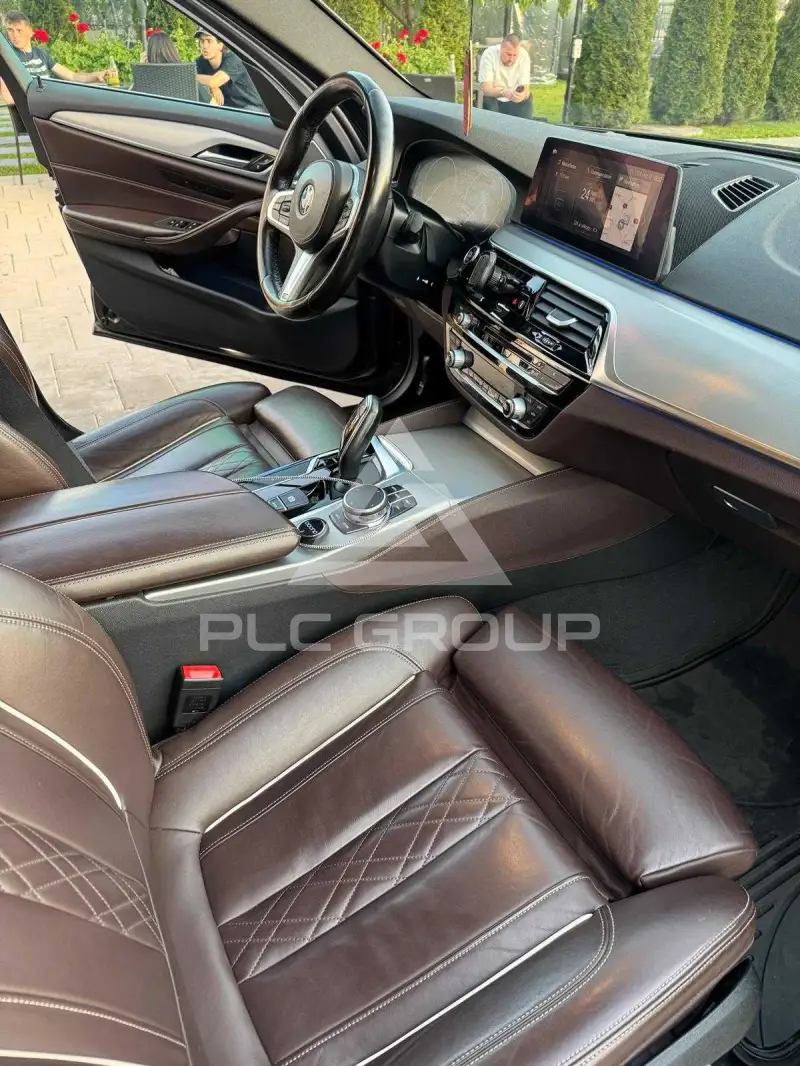 2018 BMW 523