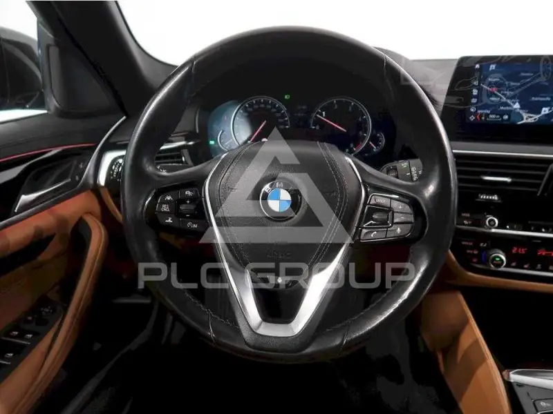 2018 BMW 523