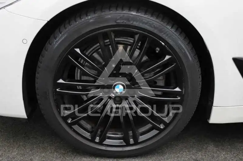 2018 BMW 523