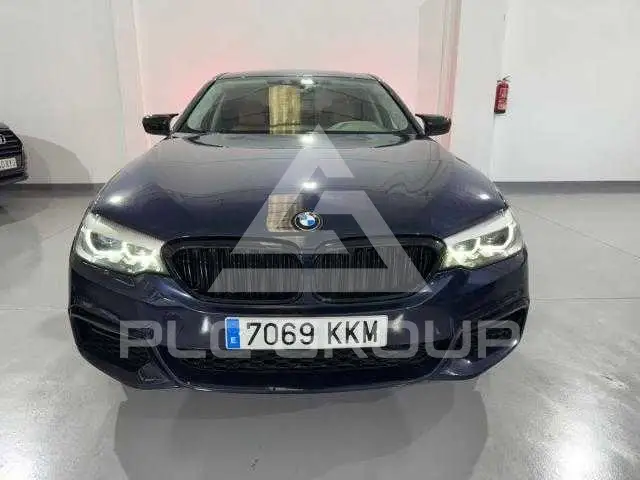 2018 BMW 523