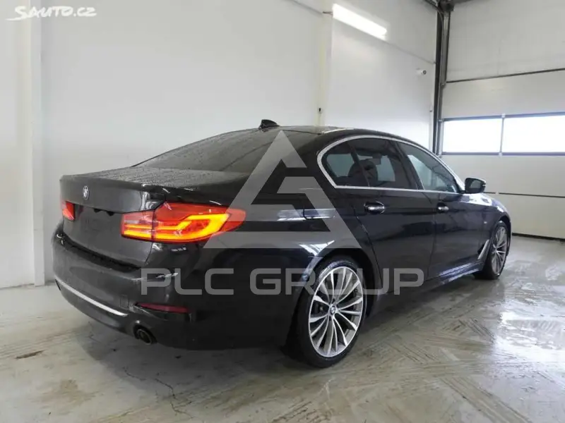 2018 BMW 523