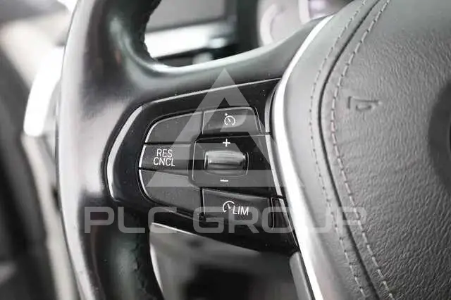 2018 BMW 523