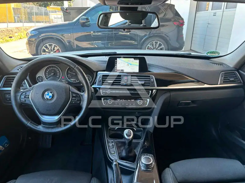 2018 BMW 330