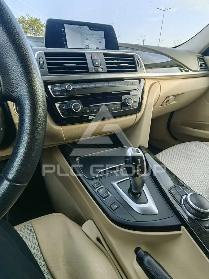2018 BMW 330