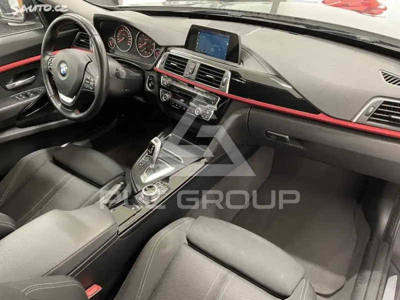 2018 BMW 330