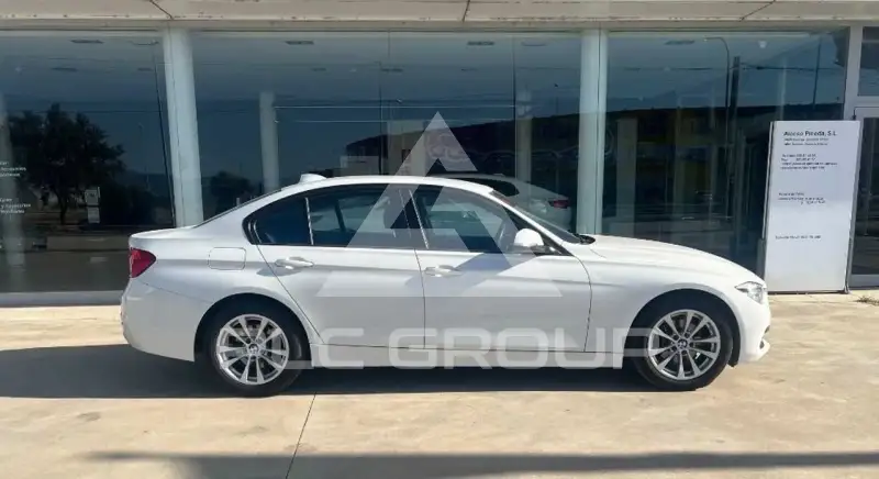 2018 BMW 330