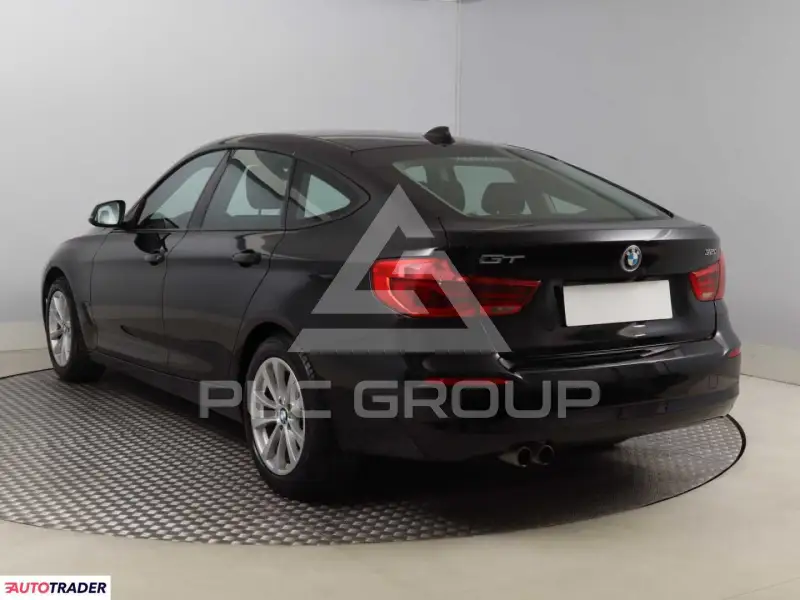 2018 BMW 330