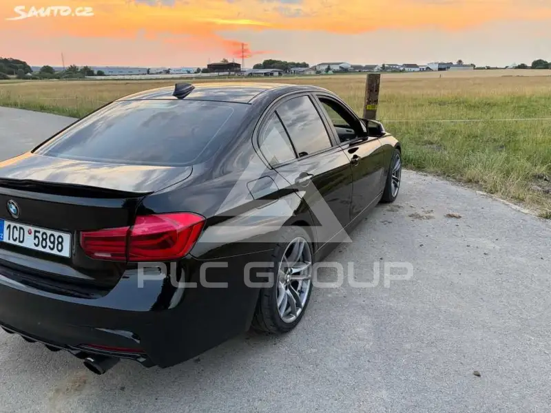 2018 BMW 330