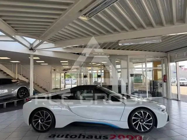 2018 BMW I8