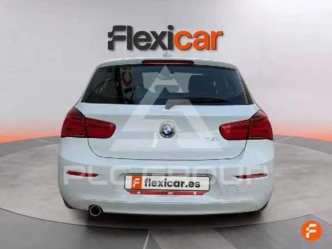 2018 BMW 120