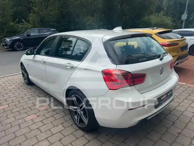 2018 BMW 120