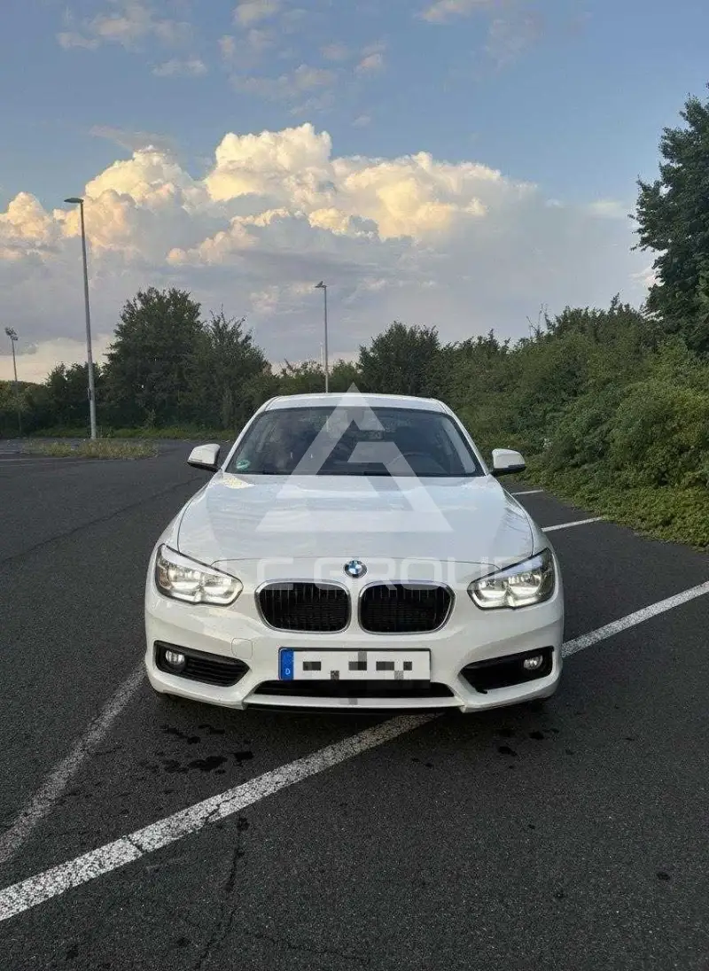2018 BMW 120
