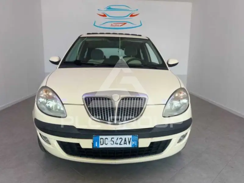 2018 Lancia YPSILON