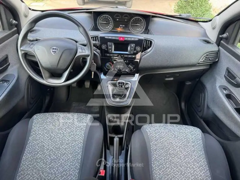 2018 Lancia YPSILON