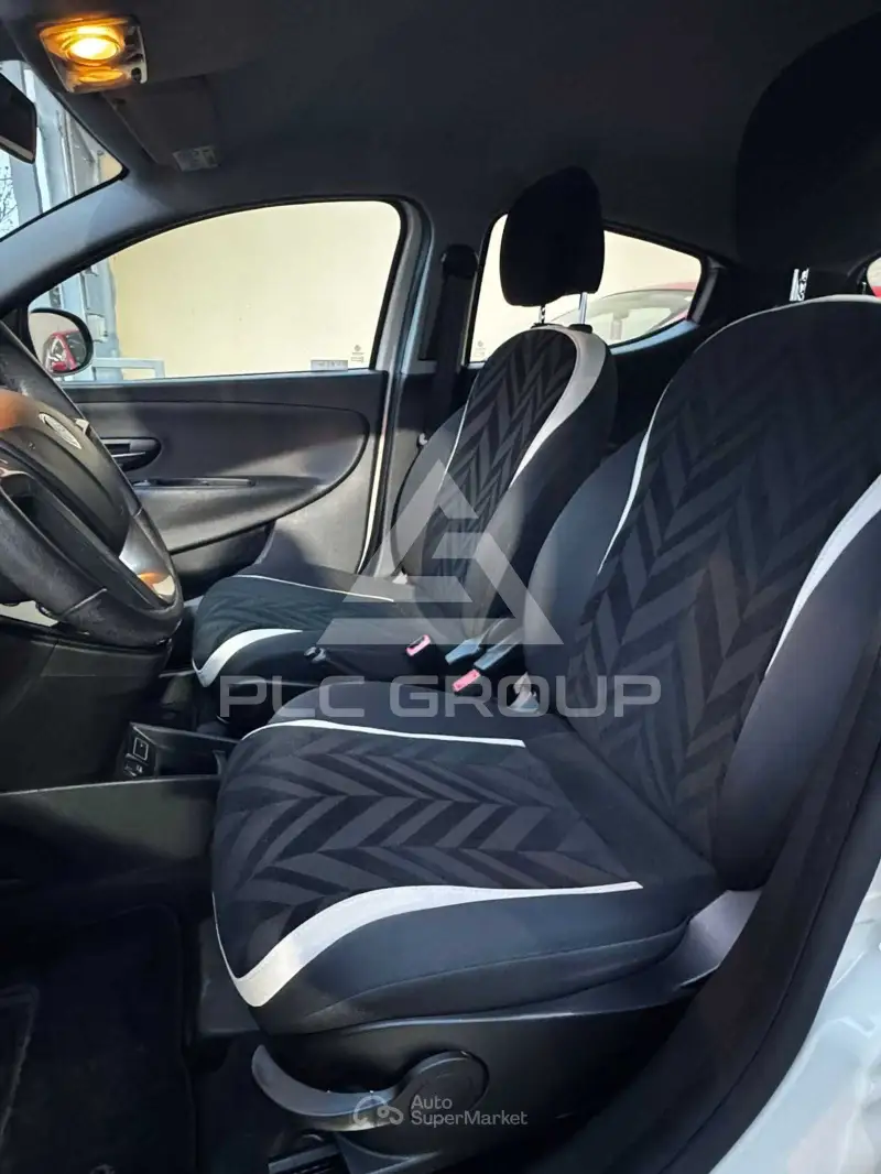 2018 Lancia YPSILON
