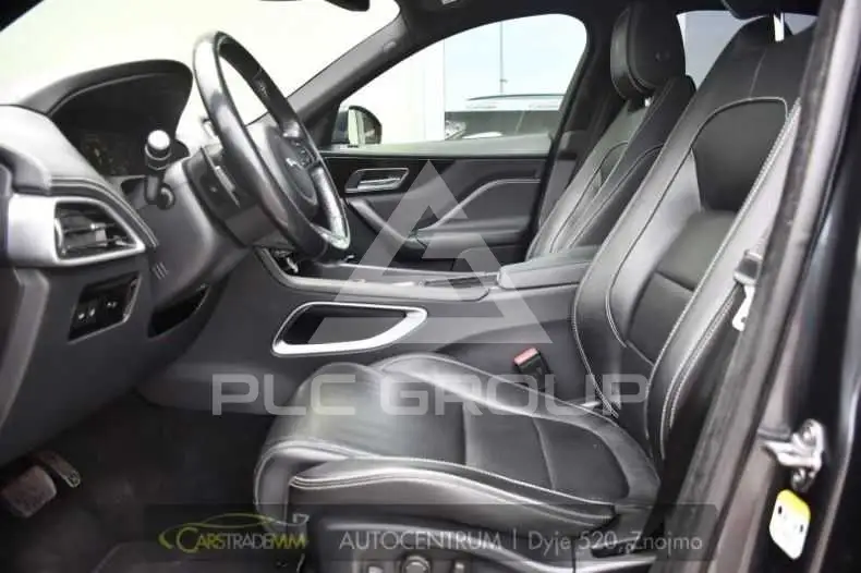 2018 Jaguar F-PACE