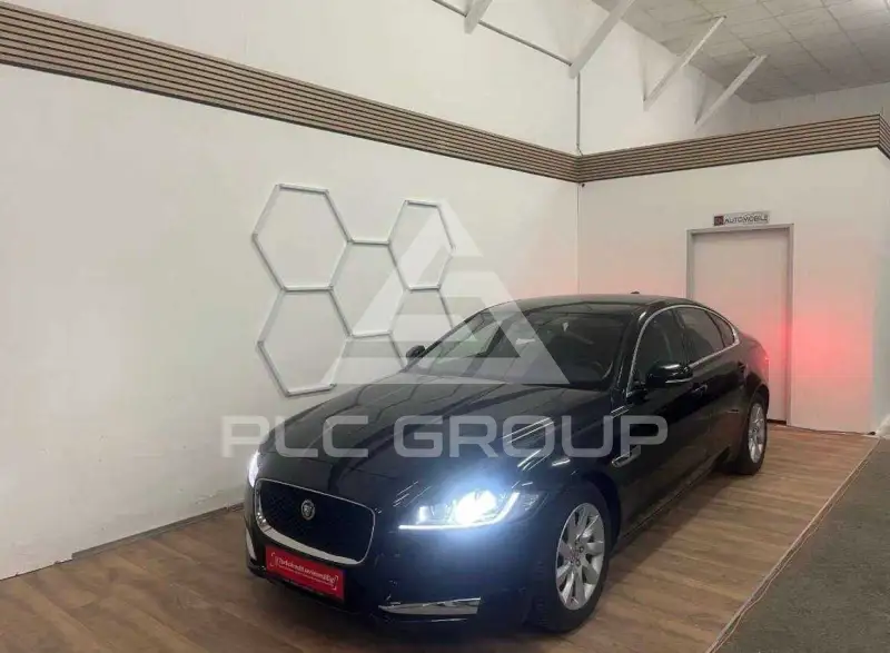 2018 Jaguar XF