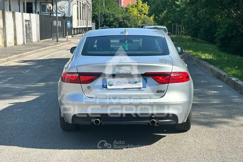 2018 Jaguar XF