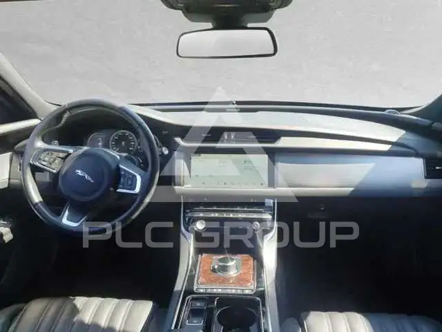 2018 Jaguar XF