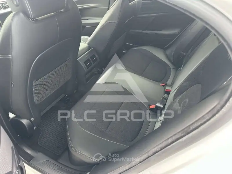 2018 Jaguar XE
