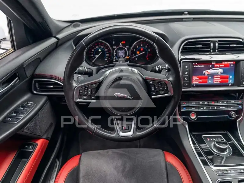 2018 Jaguar XE