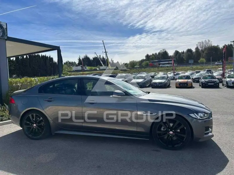2018 Jaguar XE