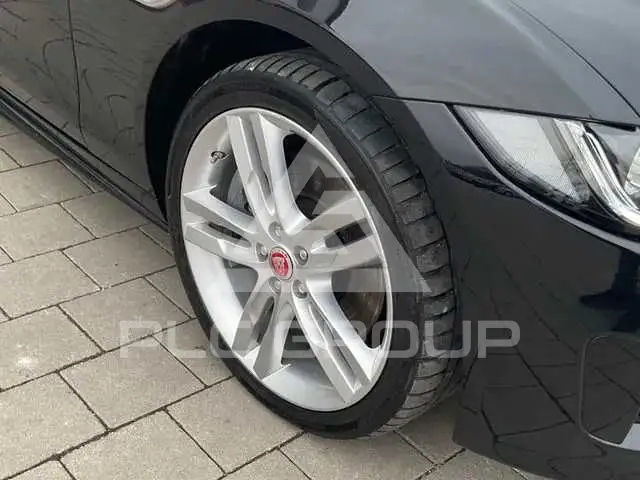 2018 Jaguar XE
