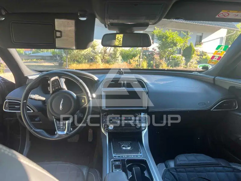 2018 Jaguar XE