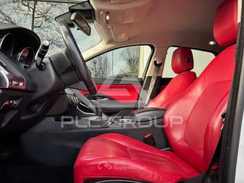 2018 Jaguar E-PACE