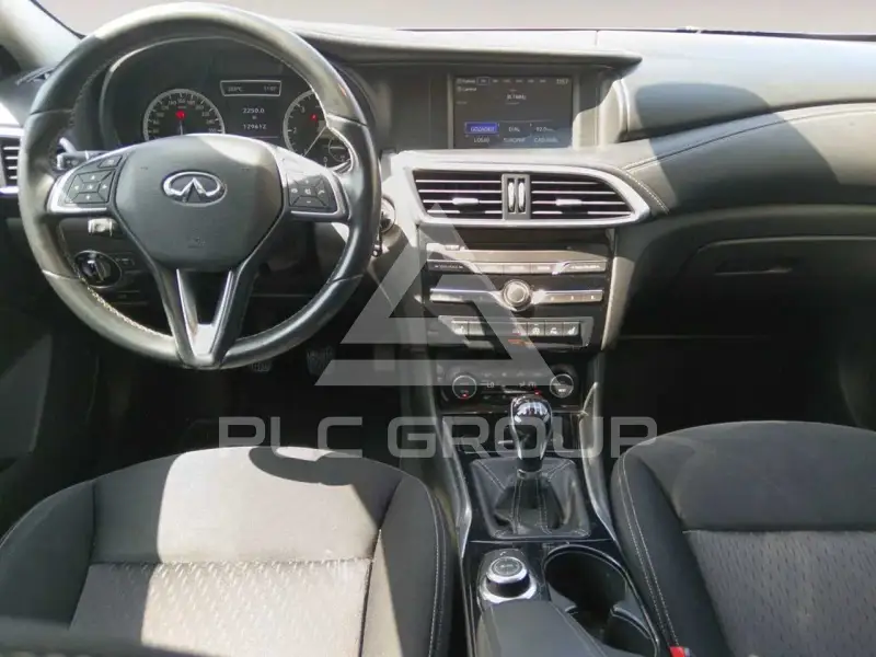 2018 Infinity Q30
