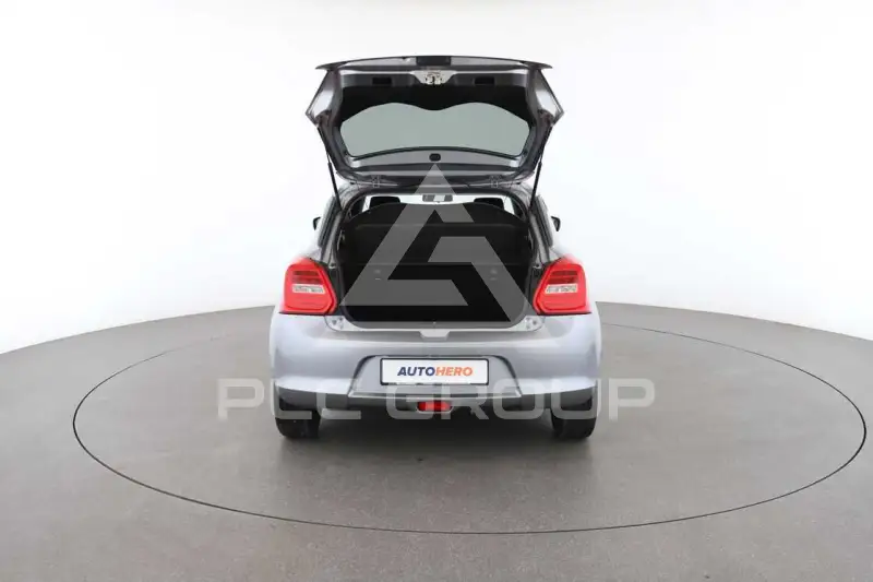 2018 Suzuki SWIFT