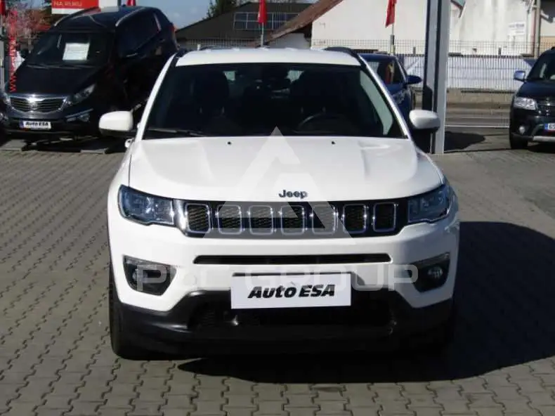 2018 Jeep COMPASS