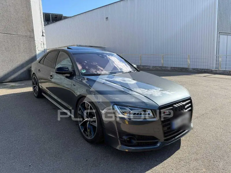 2018 Audi S8