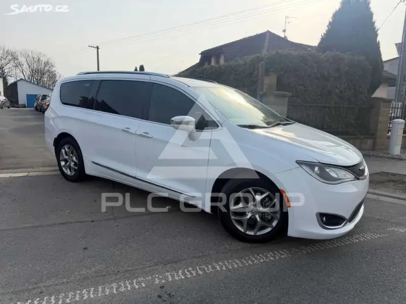 2018 Chrysler PACIFICA