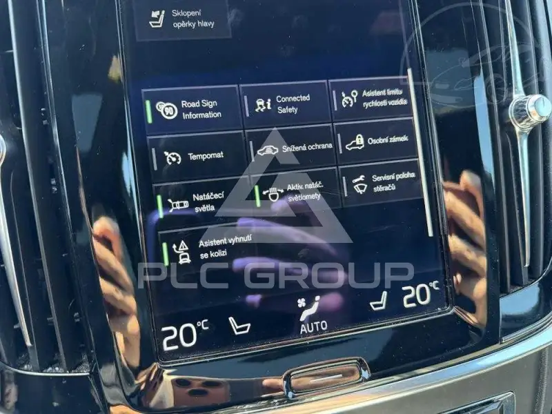 2018 Volvo S90