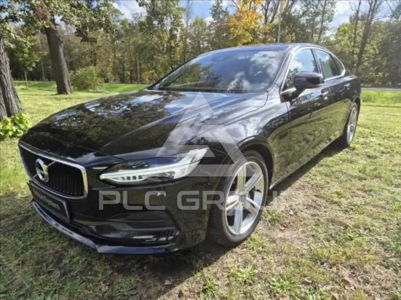 2018 Volvo S90