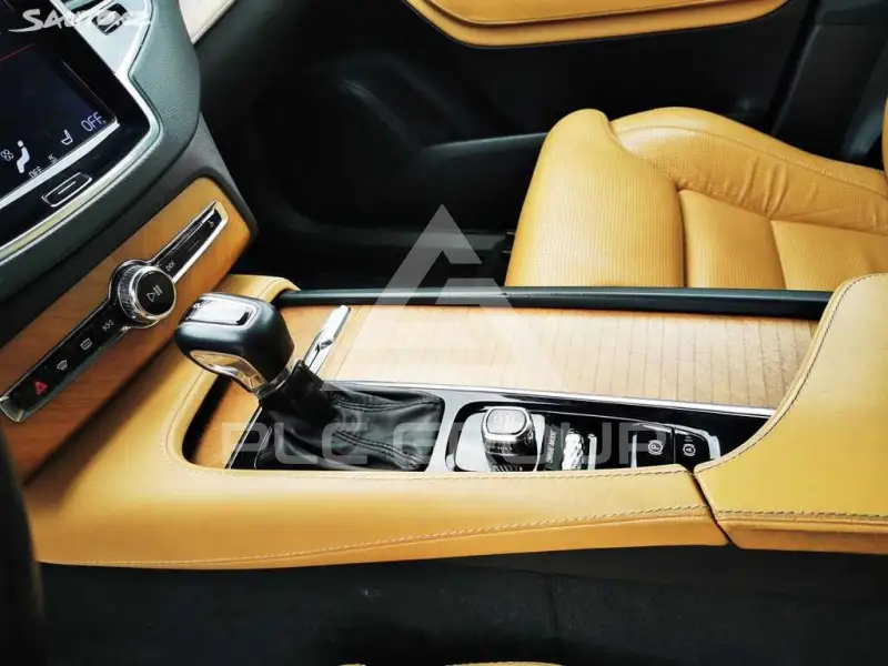2018 Volvo XC90