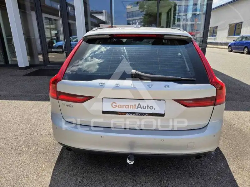 2018 Volvo V90