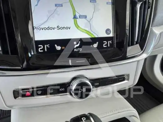 2018 Volvo V90