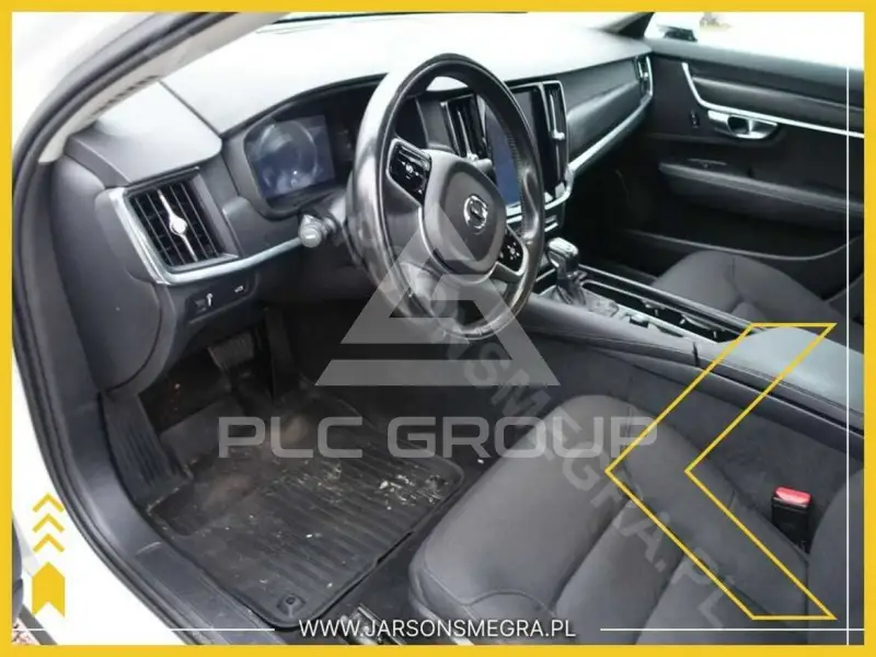 2018 Volvo V90