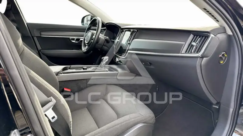 2018 Volvo V90