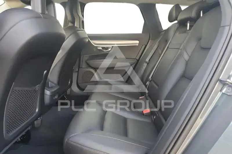 2018 Volvo V90